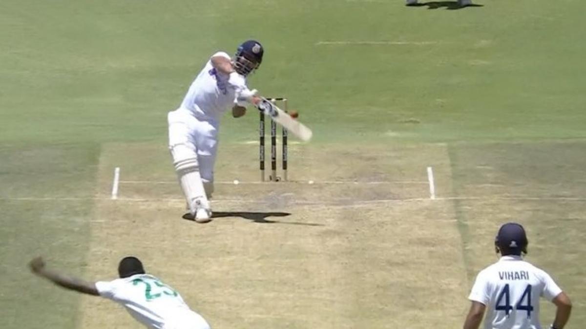 Rishabh Pant (Twitter)