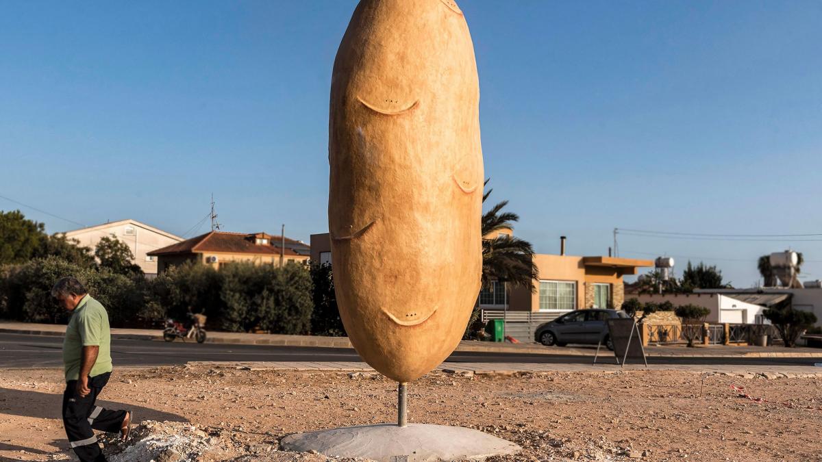 आलू की ये मूर्ति सोशल मीडिया पर खूब वायरल हुई थी 