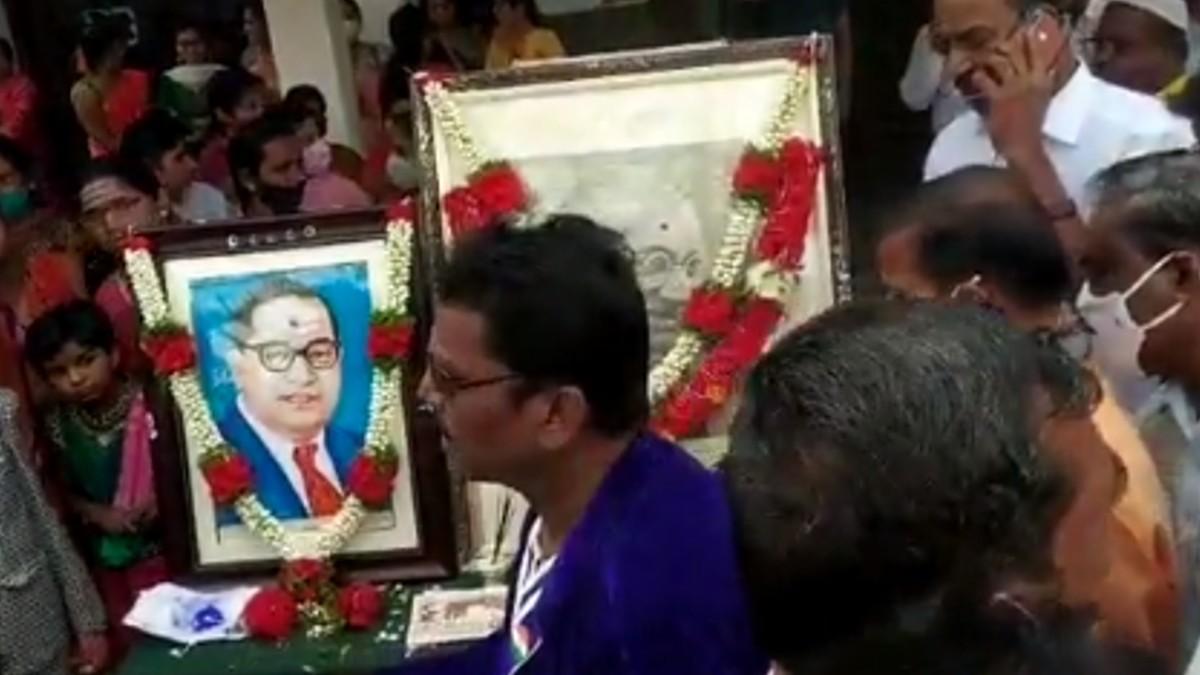 इस घटना का वीडियो भी सोशल मीडिया पर वायरल हो रहा है. 