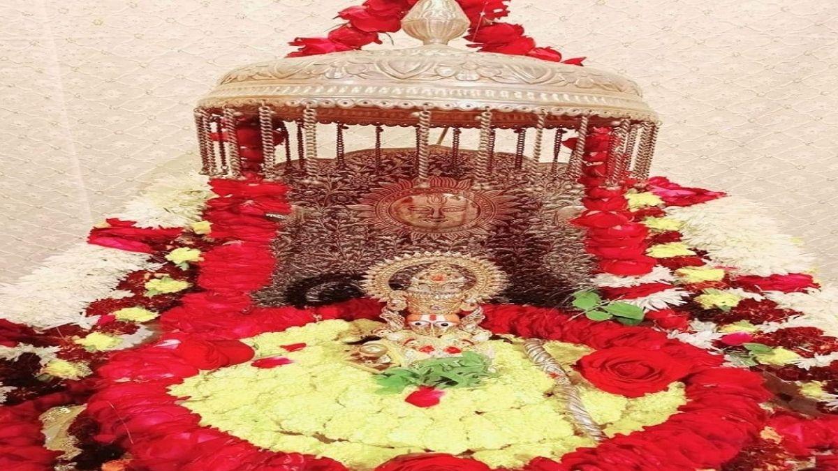 तीन दशक बाद किया गया अदभुत झांकी का भव्य आयोजन.