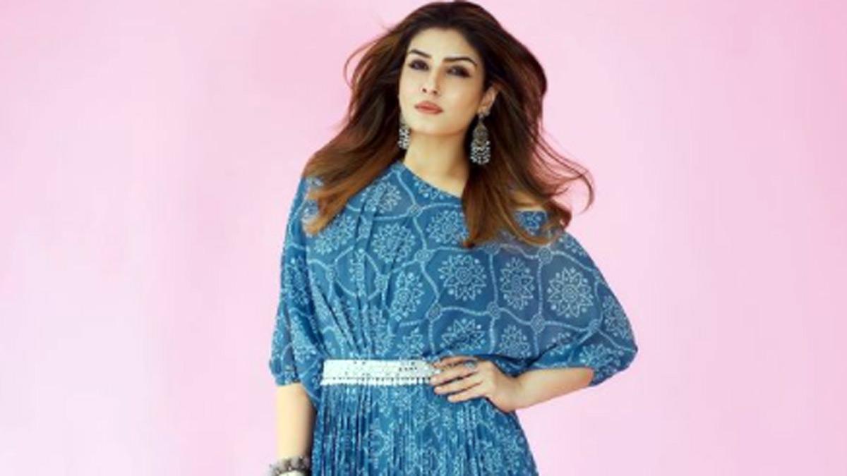 Raveena Tandon के पिज्जा, पास्ता, चाऊमीन खाने पर लगी रोक, एक्ट्रेस ने शेयर किया फनी वीडियो