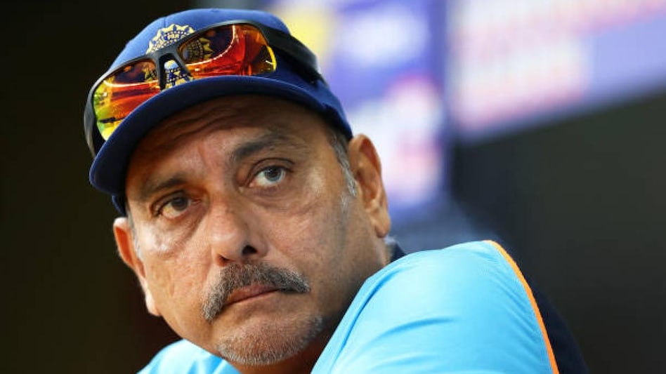 Ravi Shastri के ट्वीट करने पर खुली Bcci की नींद, दो चरणों में खेला जाएगा यह बड़ा टूर्नामेंट 4 Ravi Shastri: 'गांगुली ने कभी नहीं जीता वर्ल्ड कप, सचिन भी 6 बार में...', कोहली के समर्थन में ऐसे उतरे शास्त्री - Former India Coach Ravi Shastri Bats For Virat Kohli Says