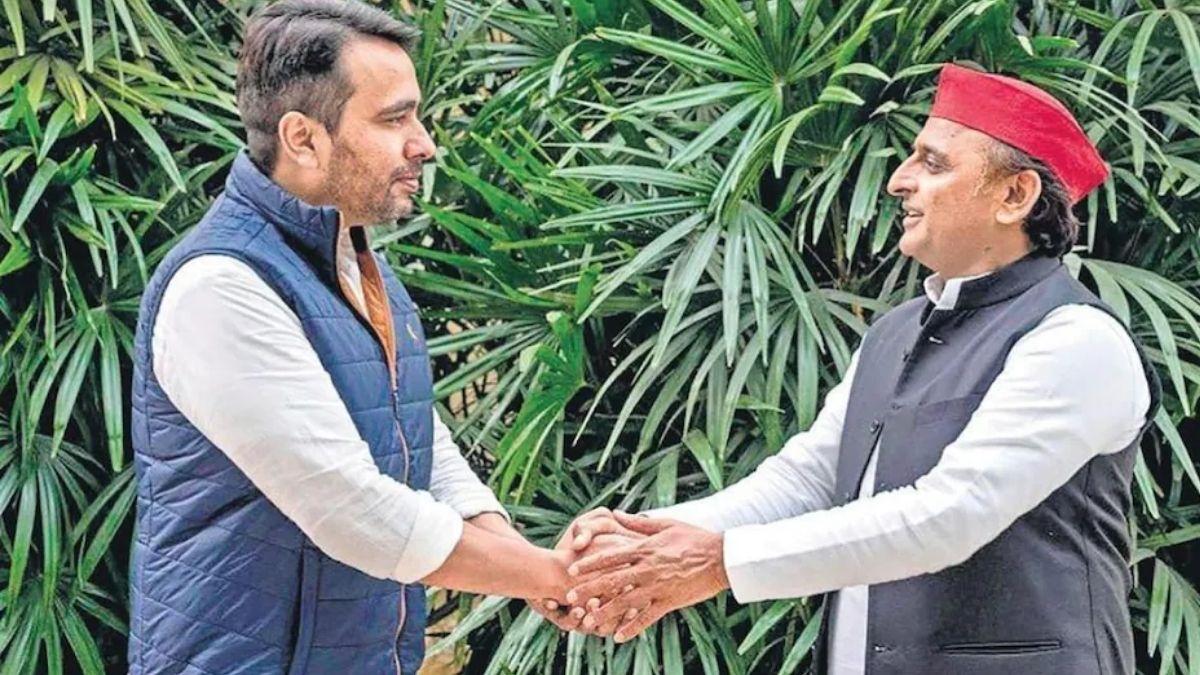 RLD अध्यक्ष जयंत चौधरी और सपा प्रमुख अखिलेश यादव (फाइल फोटो)