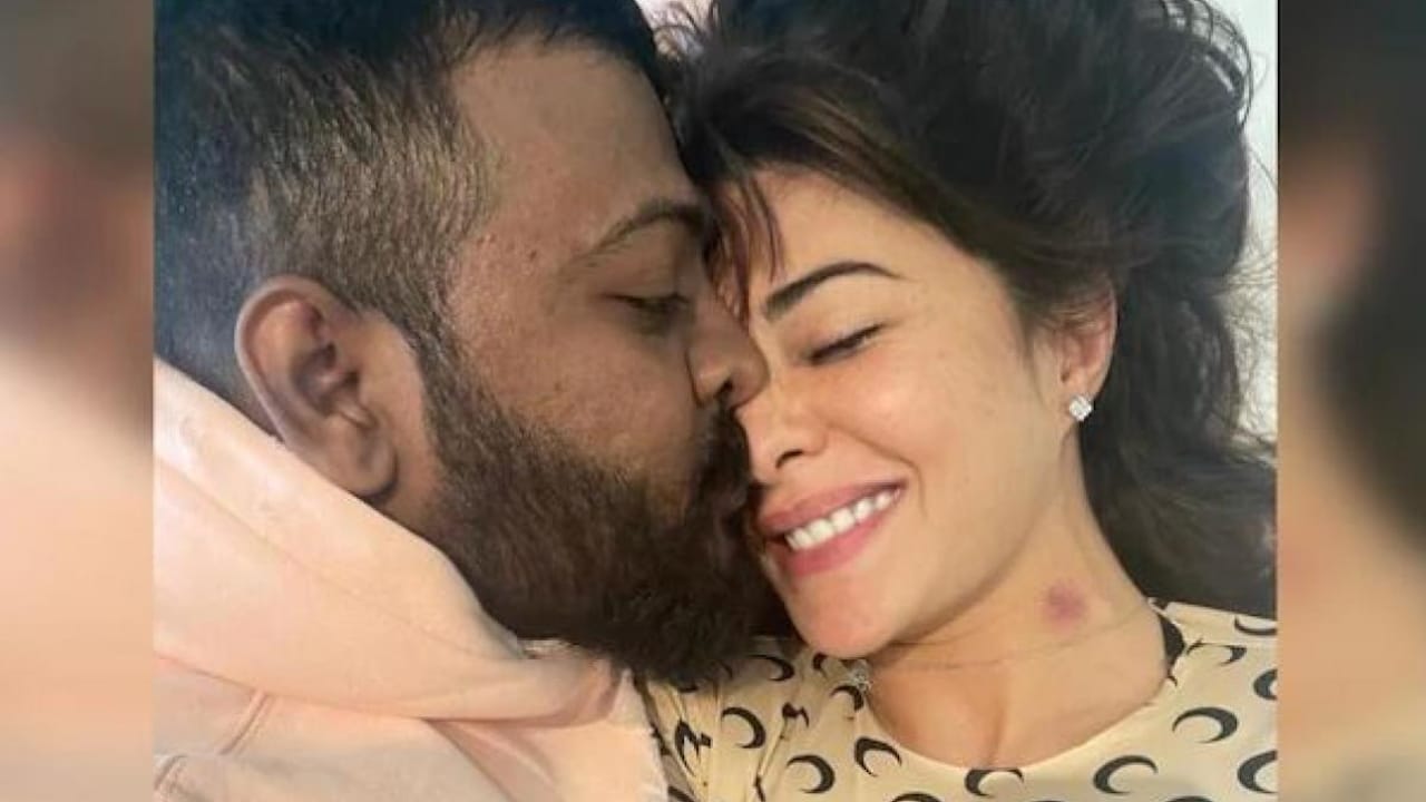 Sukesh Chandrashekhar Dedicates Tauba Tauba To Jacqueline Fernandez, Plans To Giveaway 100 iPhones On Her Birthday