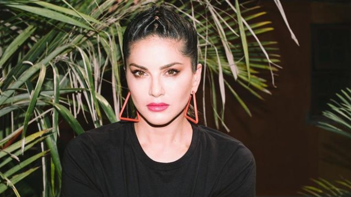 सनी लियोनी 