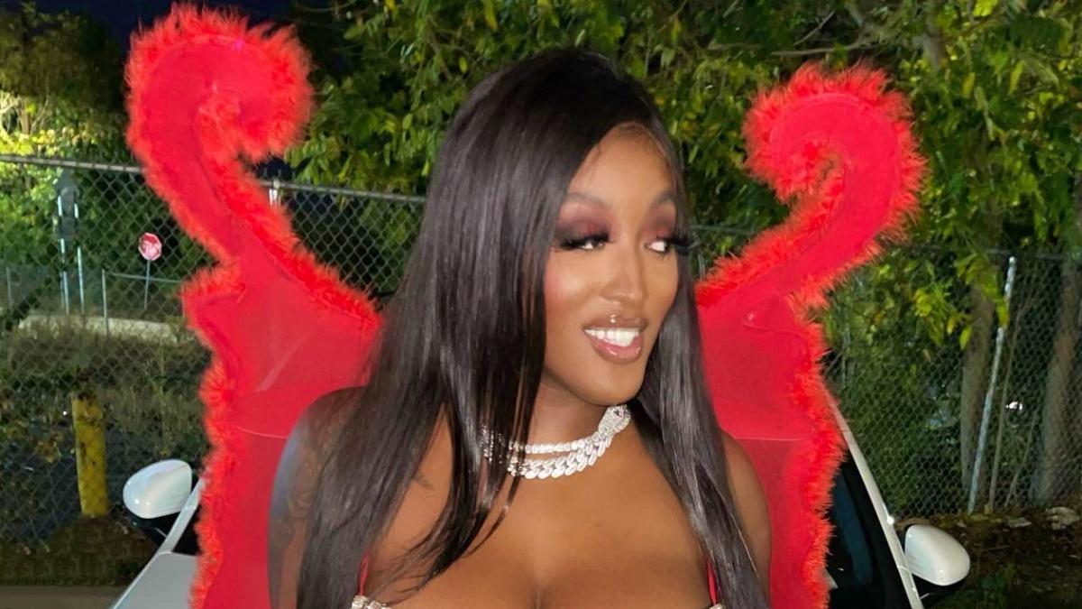 महिला फ्री में जीती रही अमीरों वाली जिंदगी, बनाई करोड़ों की दौलत! अब दूसरों को दे रही टिप्स