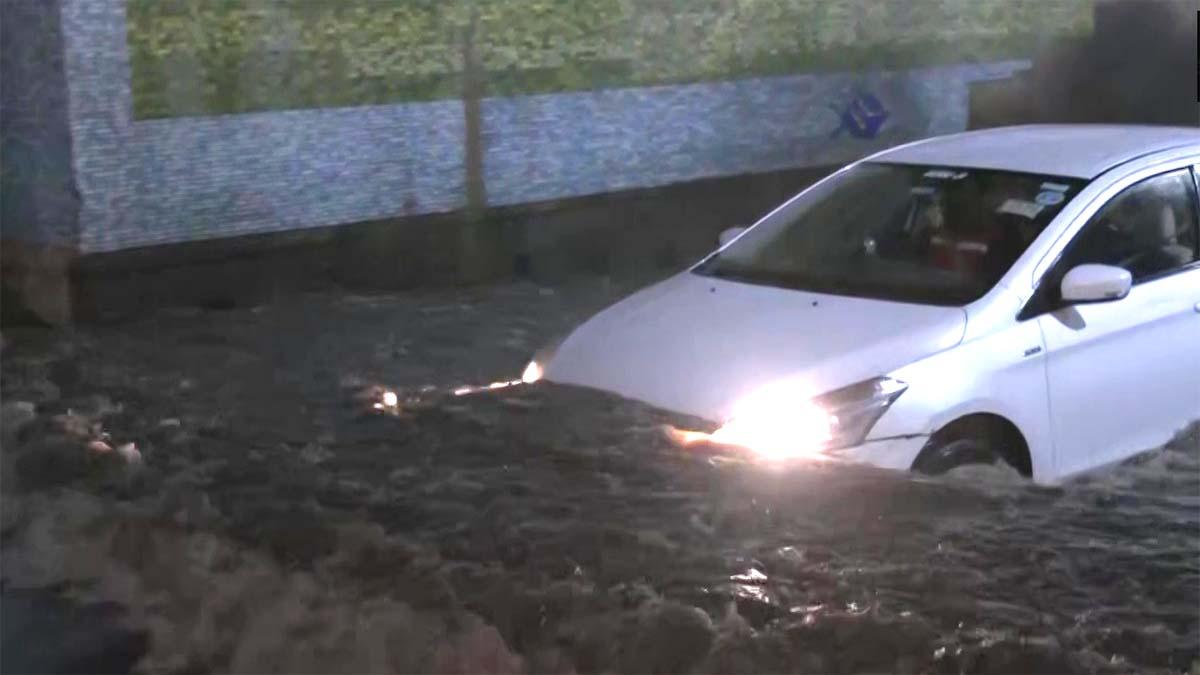 waterlogged in Delhi Today due to Rain 