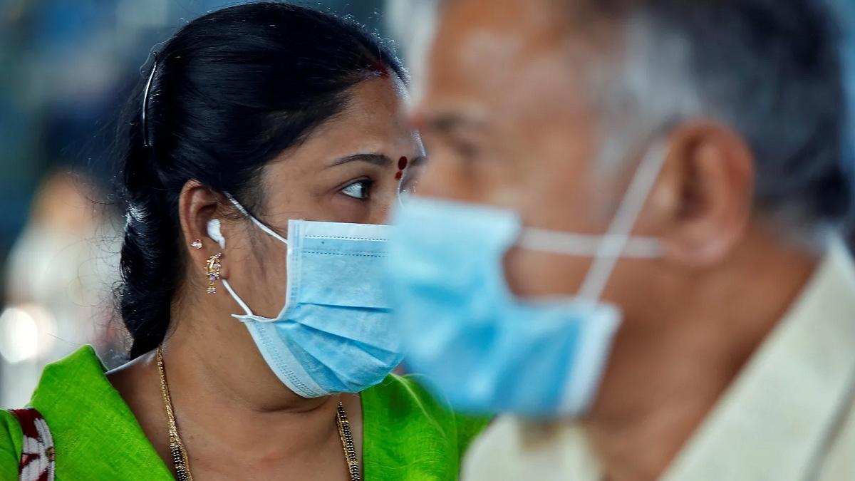 कोरोना महामारी का जल्द होगा अंत! अमेरिकी वैज्ञानिक ने जताया भरोसा (Photo Credirt: reuters)