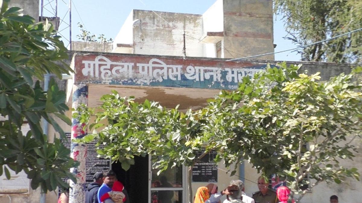 24 साल की विवाहिता के साथ रेप 