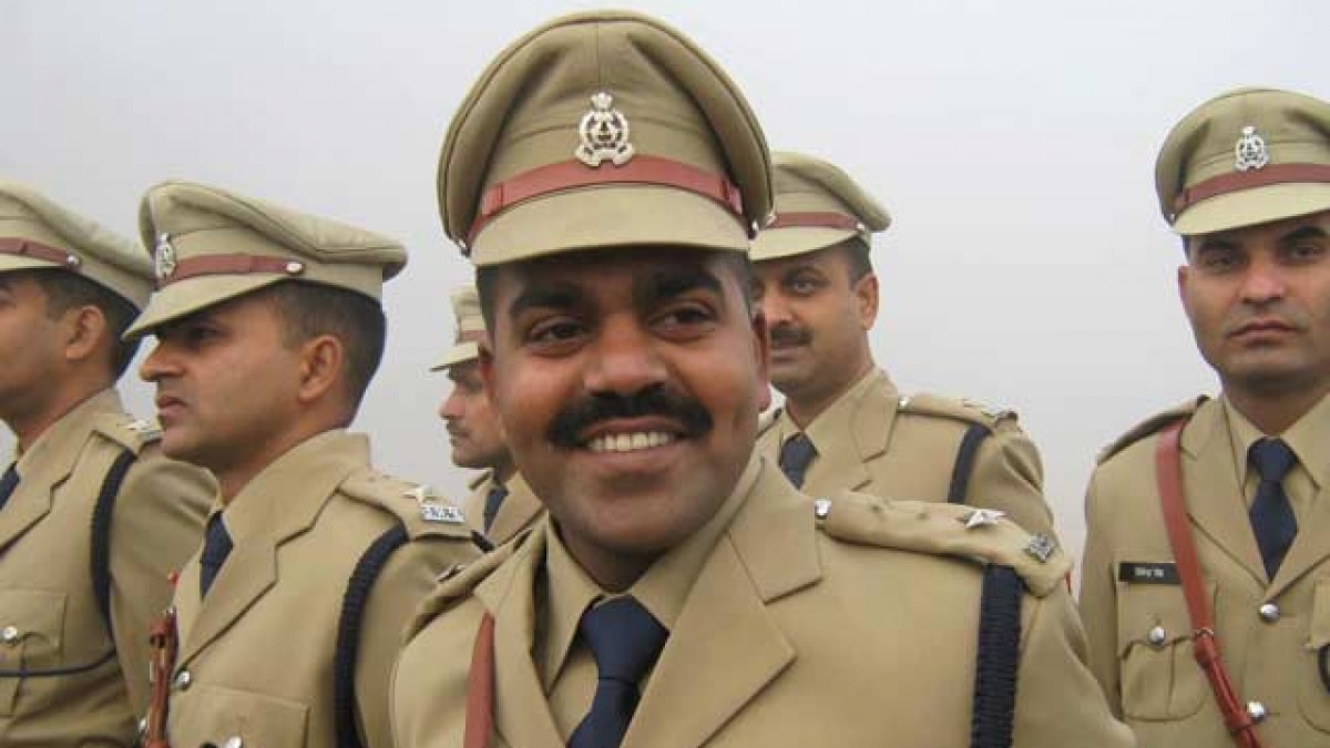 शहीद सीओ जिया-उल-हक (फाइल फोटो)