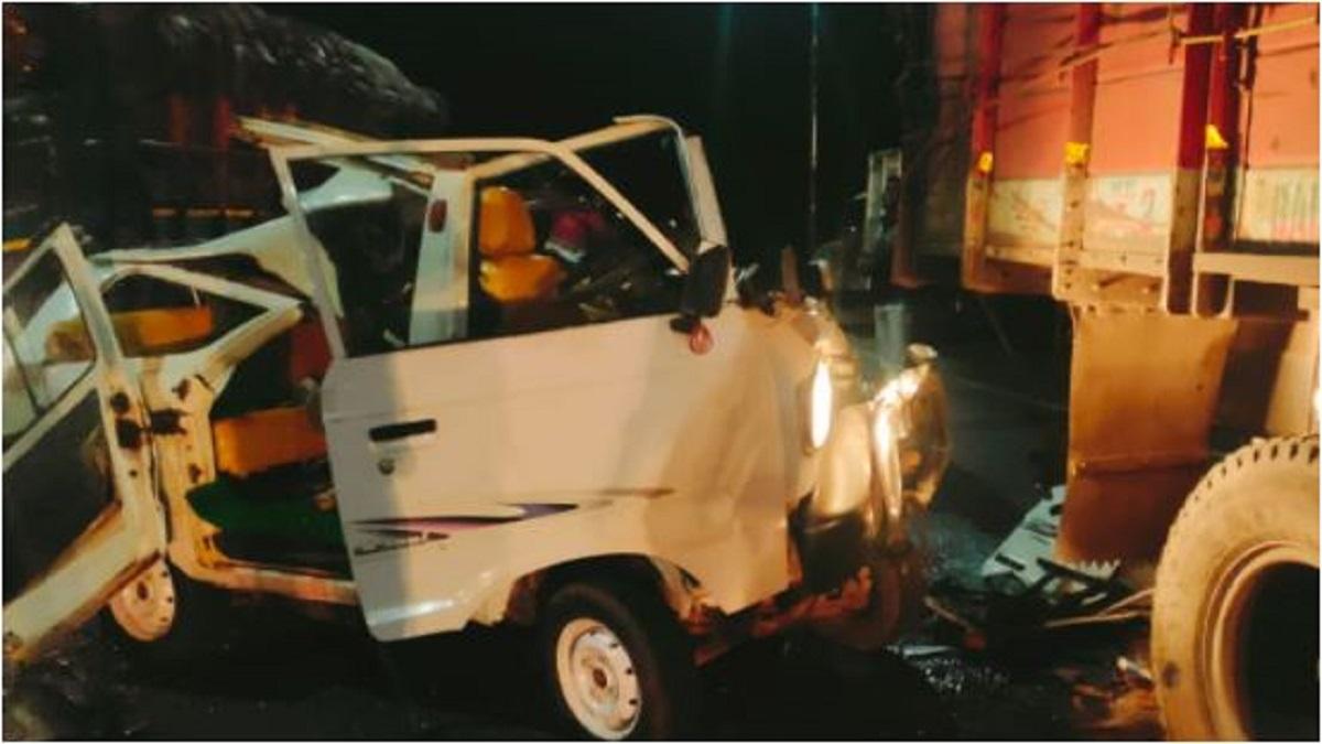 हादसे में 4 लोगों की मौत हो गई.