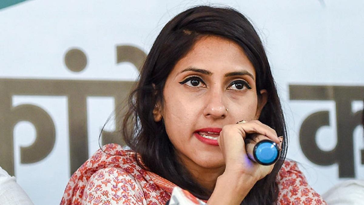 अदिति सिंह ने प्रियंका गांधी को घेरा (फाइल फोटो)