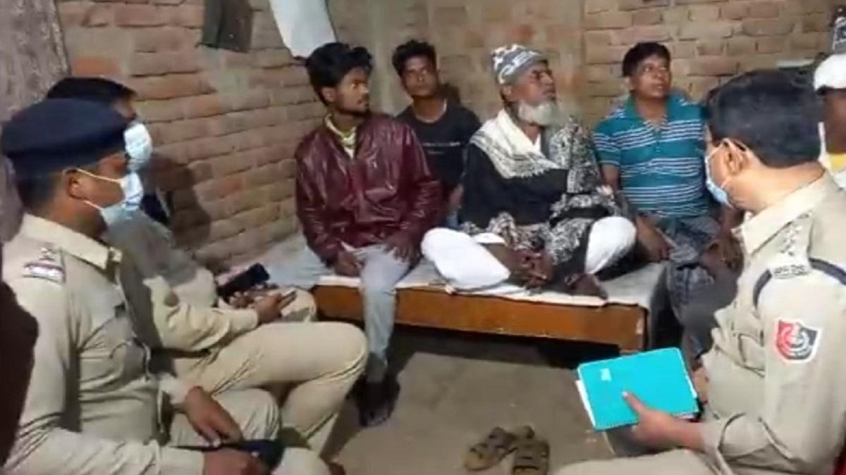 अनीस खान का परिवार