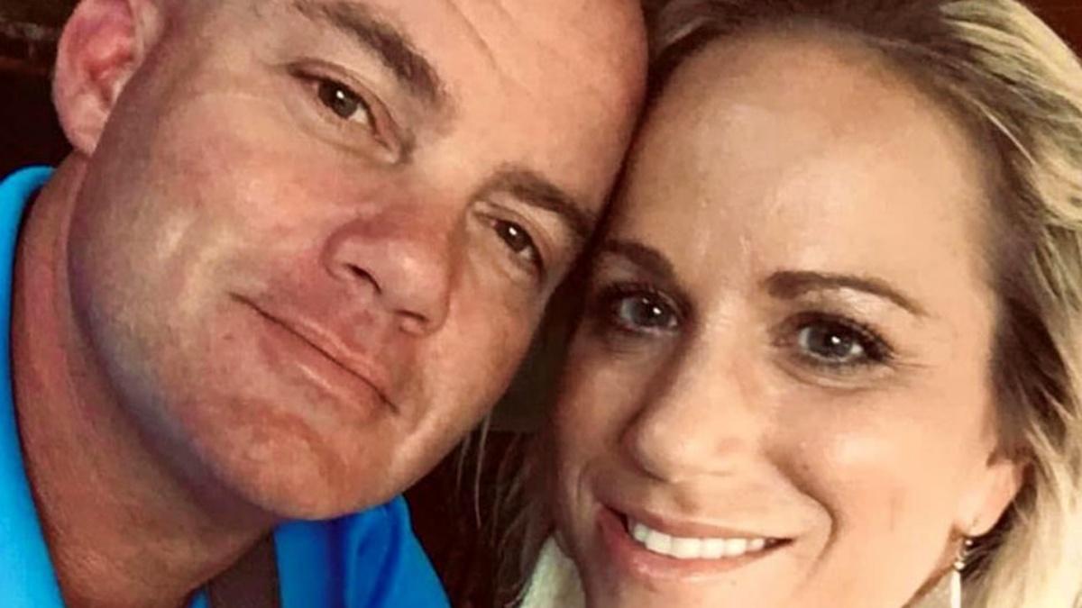 Photo: पूर्व पति के साथ महिला टीचर Cynthia Perkins