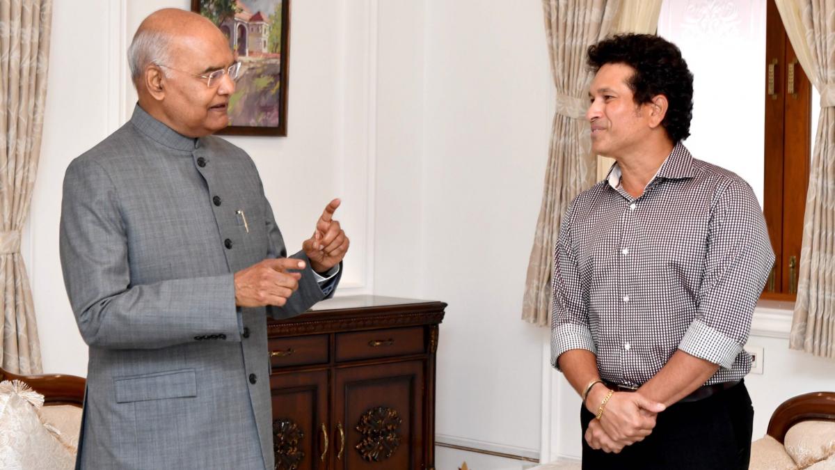 मास्टर ब्लास्टर सचिन तेंदुलकर ने राष्ट्रपति रामनाथ कोविंद से की मुलाकात