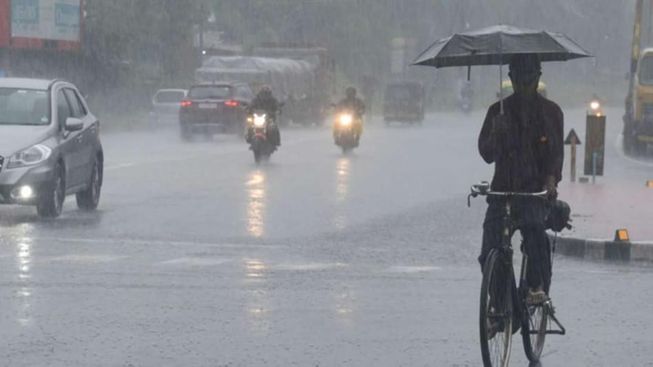 Heavy Rain Alert: स्कूल बंद, सड़कें डूबीं! देश में मानसून की एंट्री के साथ ही तबाही शुरू! 16 राज्यों में भारी बारिश का अलर्ट