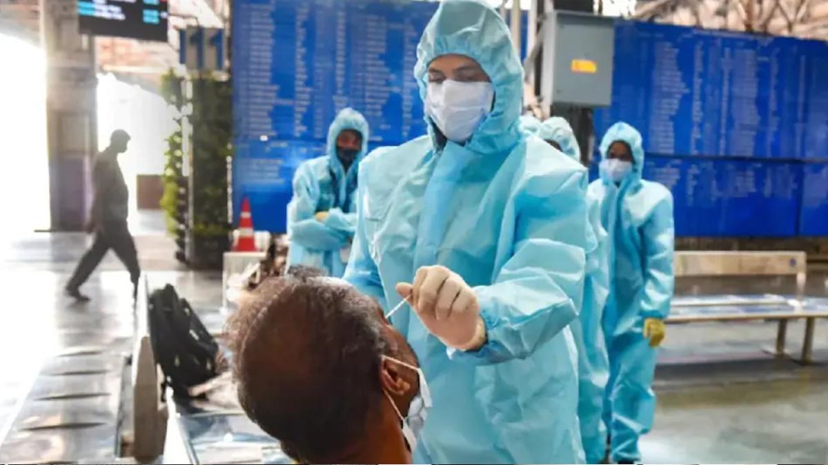 आज का दिन: ओमिक्रॉन से दो बार संक्रमित होने की क्या वजह हो सकती है?