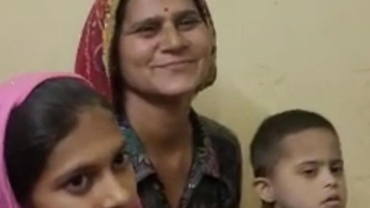 बोरवेल में फंसे मासूम को बचाया लिया गया