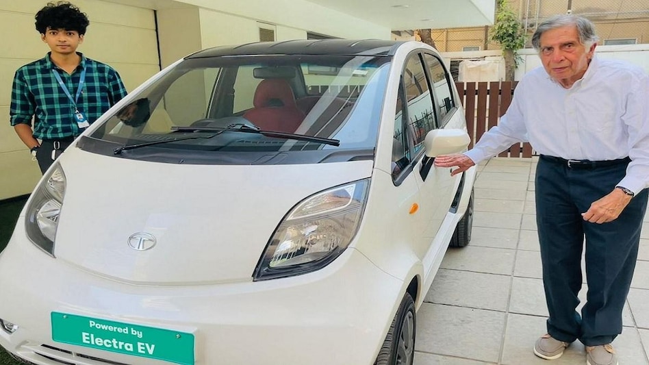 Tata Nano EV :- धांसू फीचर्स और 300 किलोमीटर से भी अधिक की रेंज के साथ इस दिन लॉन्च होगी Nano EV !