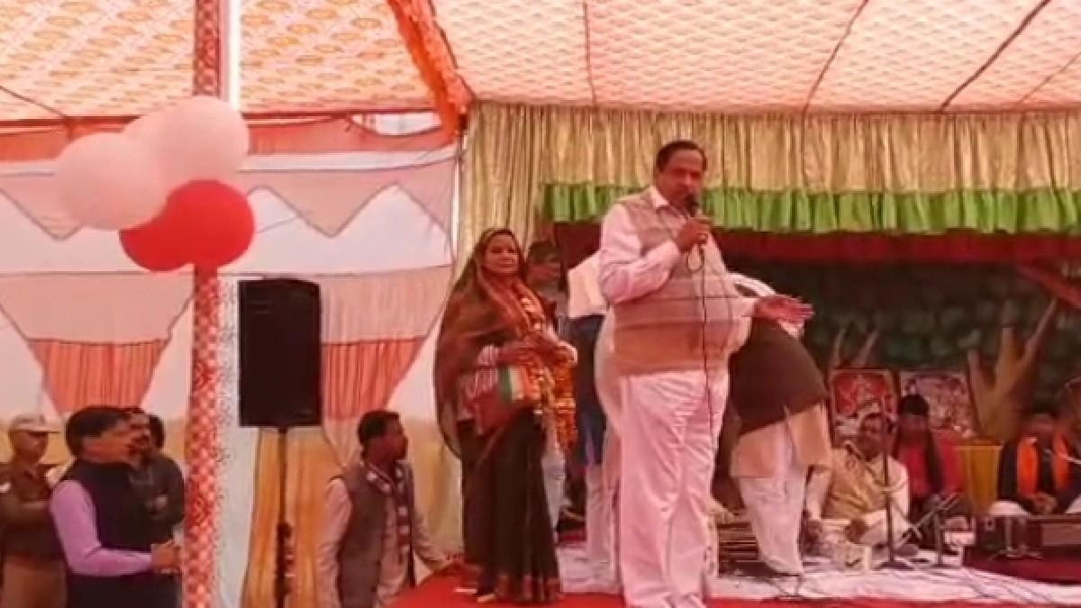 कार्यक्रम में मौजूद नसीमुद्दीन सिद्दीकी.