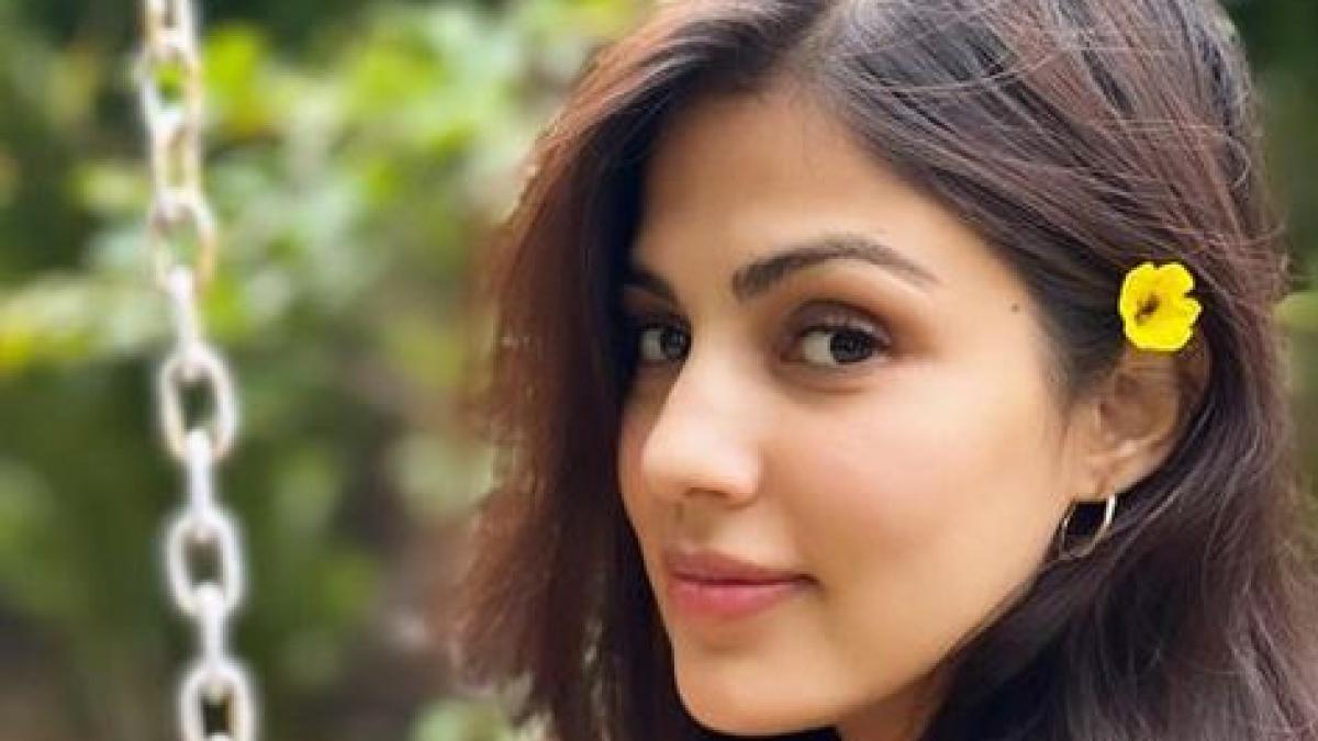 रिया चक्रवर्ती