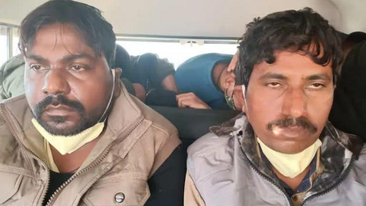 पुलिस ने ठगी करने वाले गिरोह का किया भंडाफोड़.   (Photo: Aajtak)