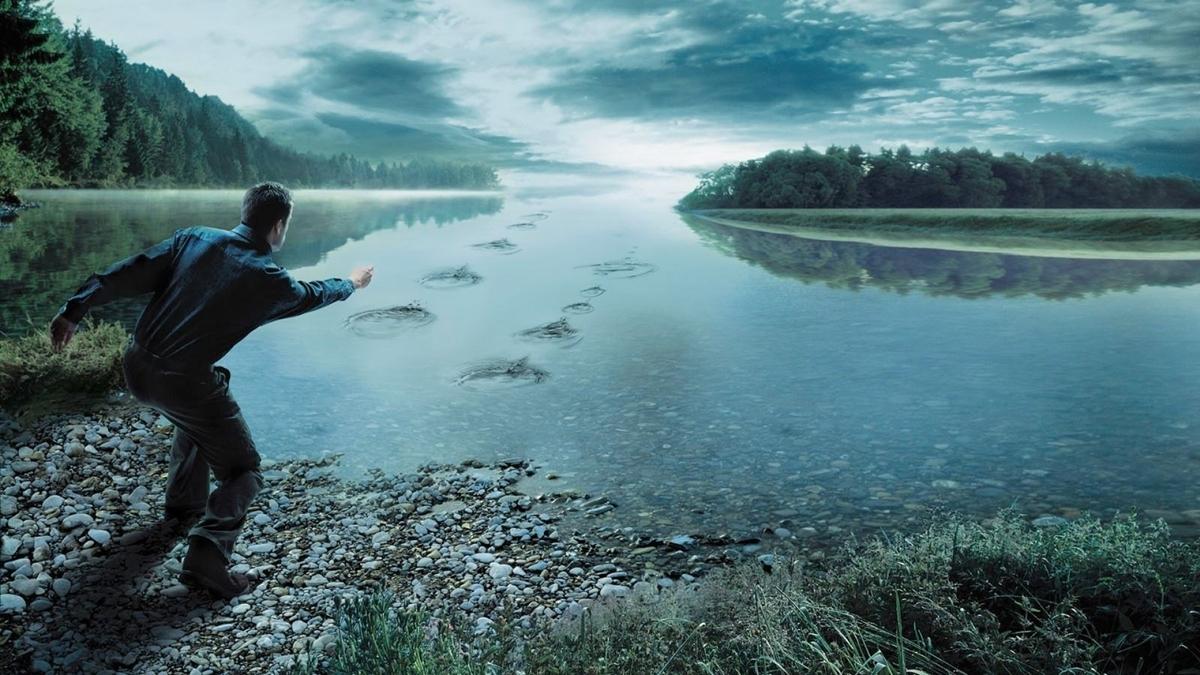 Tricky Interview Questions: अगर नीले रंग की नदी में लाल रंग का पत्थर फेंका जाए तो क्या होगा? जानिए जवाब