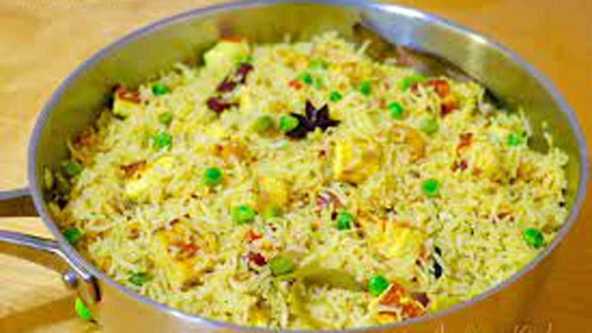 मटर पनीर फ्राइड राइस रेसिपी