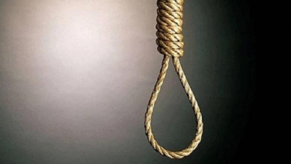 बागपत के कारोबारी अकेले नहीं, हर दिन 14 लोग आर्थिक तंगी से आत्महत्या कर रहे - baghpat trader suicide case ncrb in debtness suicide india manmohan vs modi government ntc - AajTak