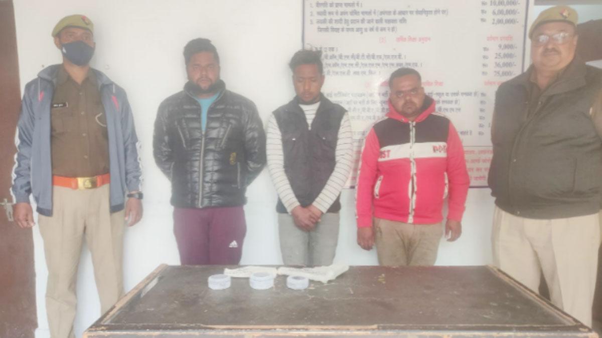 लूटपाट करने दो छात्रों को पुलिस ने किया गिरफ्तार 