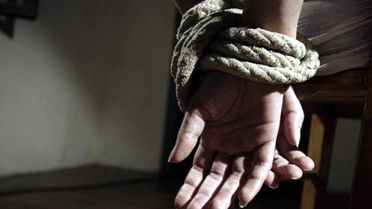 ब्लॉक प्रमुख को अपने घर पर ही महीनों बनाए रखा बंधक (सांकेतिक फोटो)