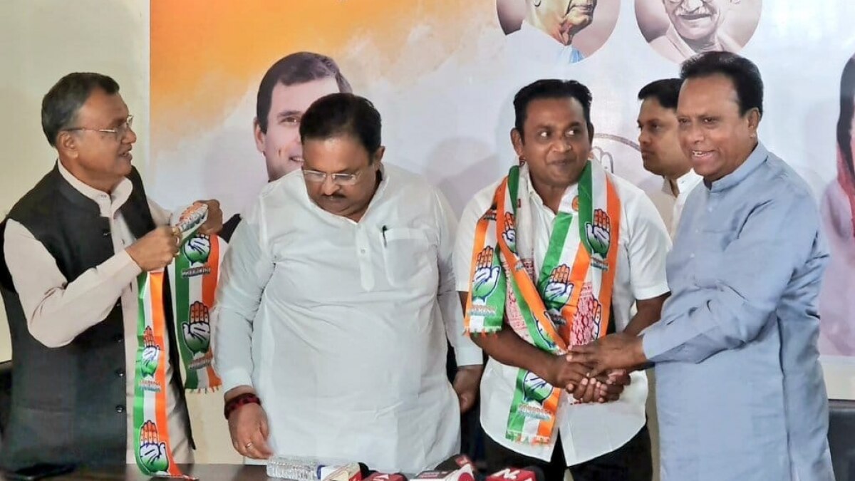 राजेश वसावा ने कांग्रेस का दामन थामा