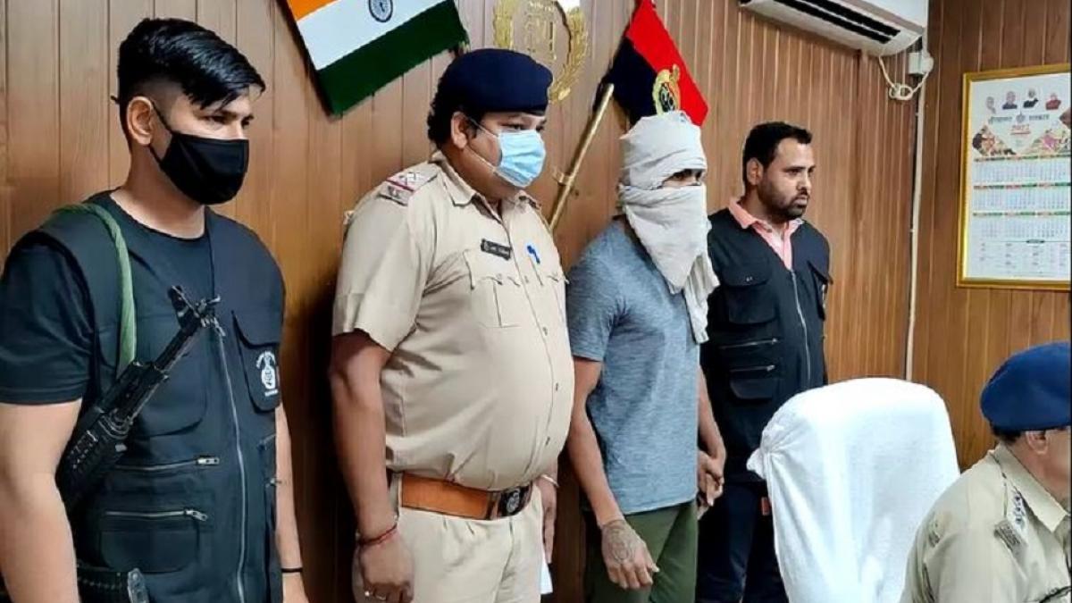 नीरज बवाना के नाम पर बदमाश मांग रहा था रंगदारी, चढ़ा पुलिस के हत्थे