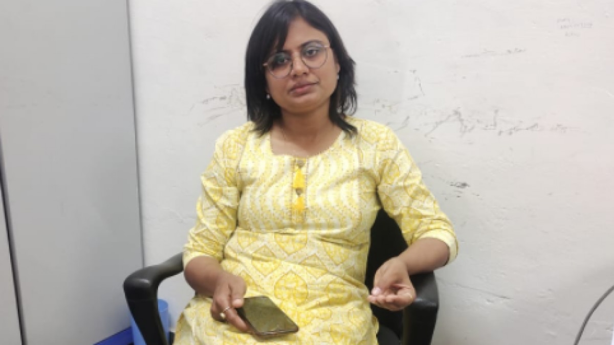 रिश्वत लेते पकड़ी गईं इंस्पेक्टर