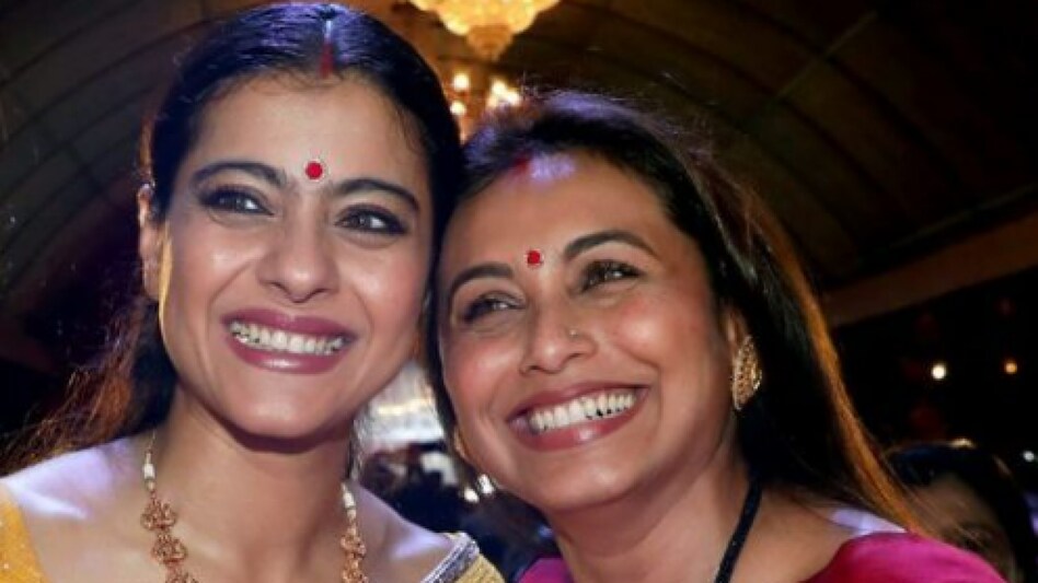 Qizlar va ayollar porno qiynoqlar Katta eshakda