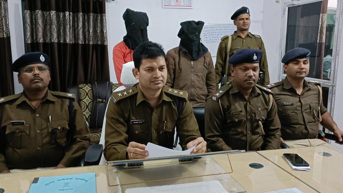 झारखंड पुलिस ने आरोपियो को किया गिरफ्तार