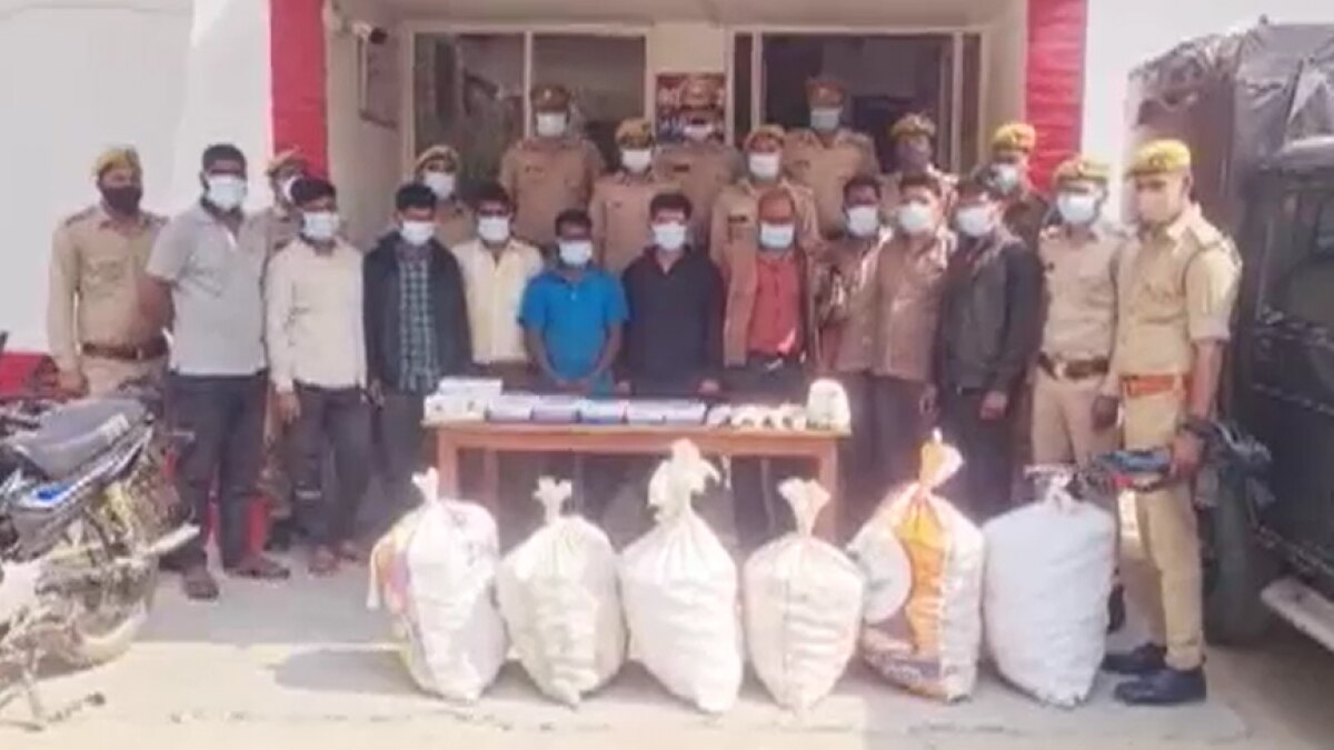 शाहजहांपुर में 10 बदमाश गिरफ्तार