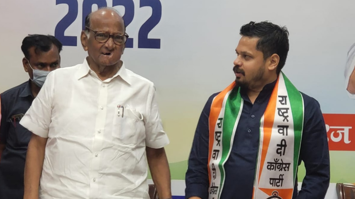 NYC के राष्ट्रीय अध्यक्ष धीरज शर्मा के साथ शरद पवार