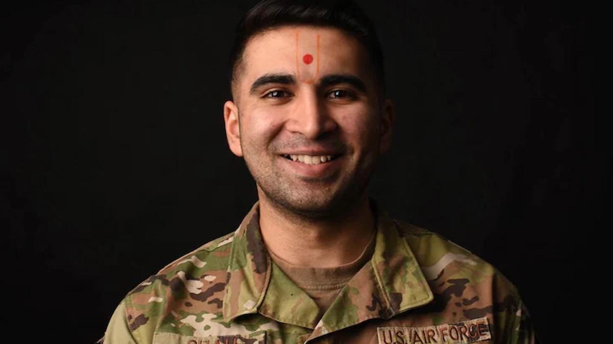 दर्शन शाह अमेरिकी एयरफोर्स के 90वें ऑपरेशनल मेडिकल रेडीनेस स्क्वाड्रन में तैनात हैं. 