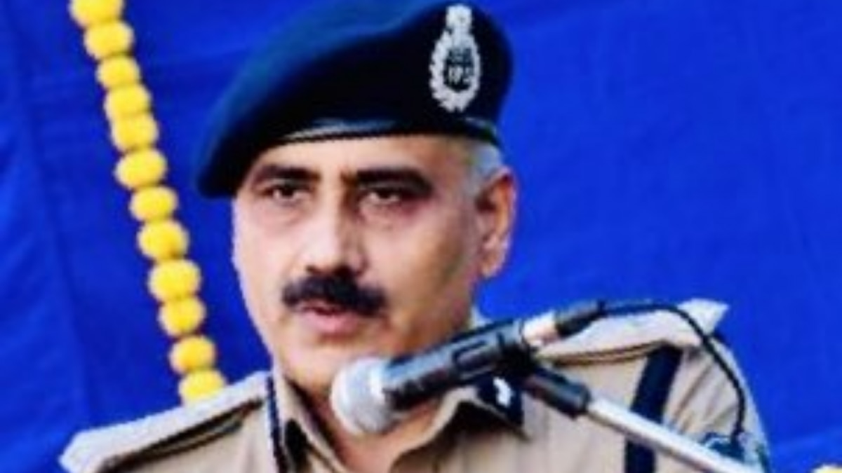 वडोदरा के पुलिस कमिश्नर शमशेर सिंह (फाइल फोटोः ट्विटर)