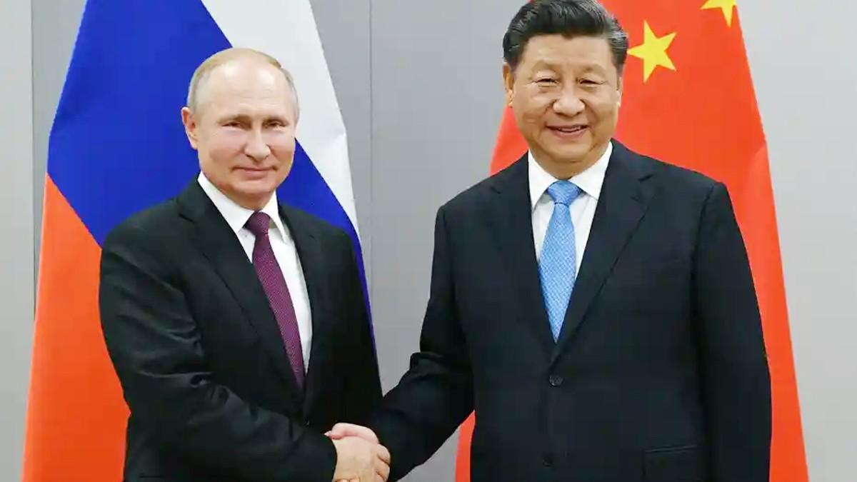 Xi jinping and Vladimir Putin (Twitter)