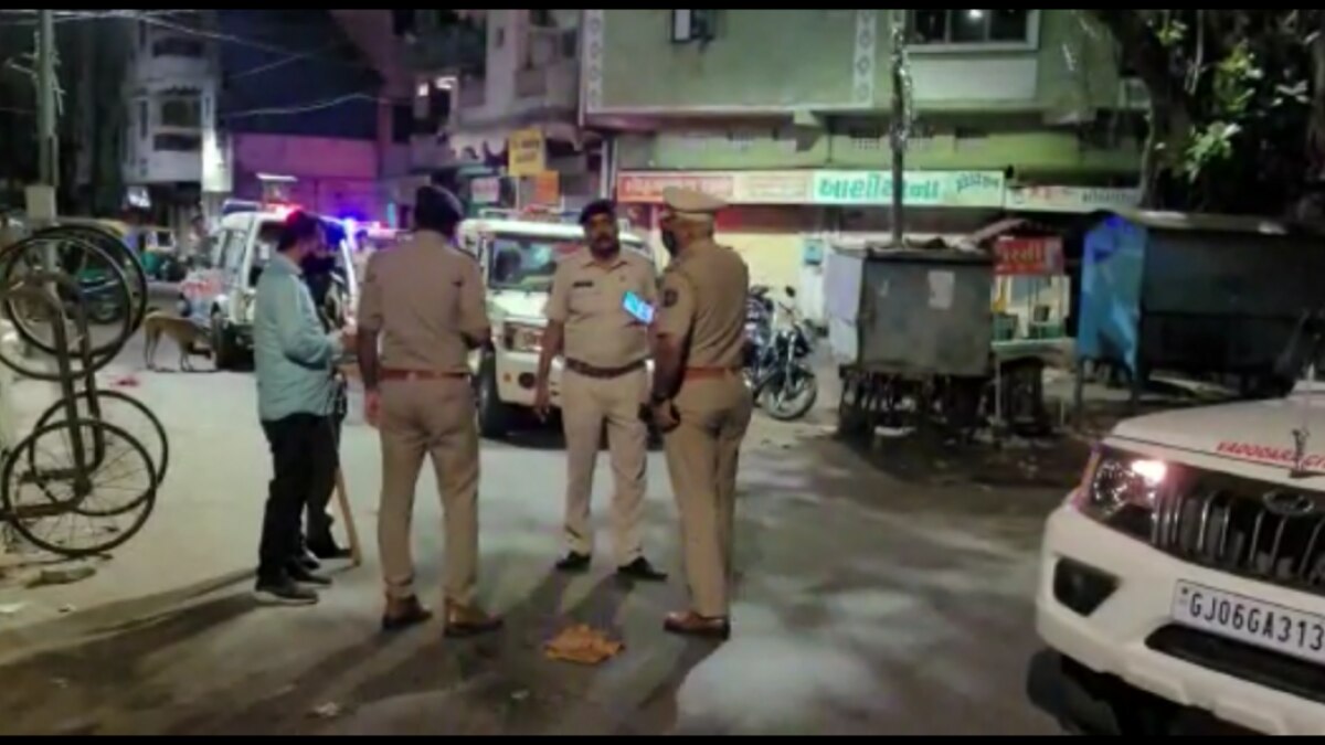 वडोदरा में दो समुदाय में हिंसा