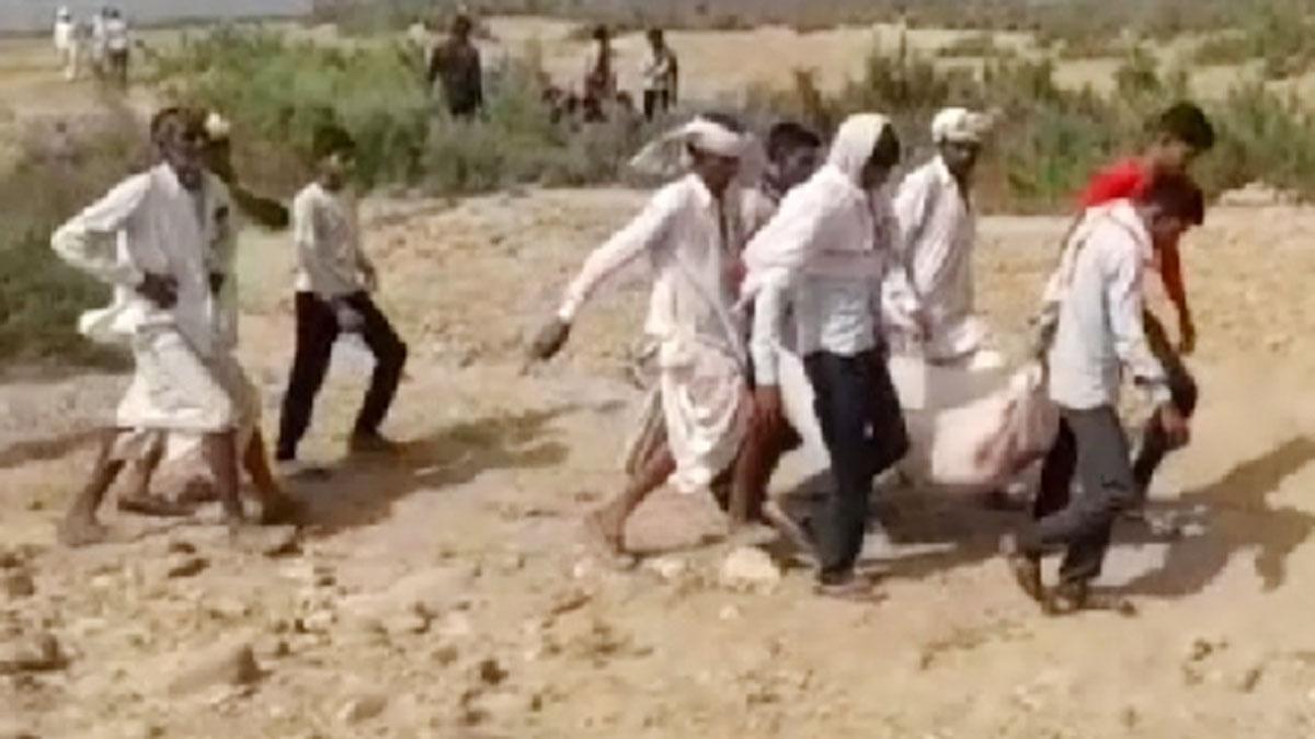 चंबल नदी में मगरमच्छ ने किया चरवाहे पर हमला हुई मौत (फोटो- आजतक)