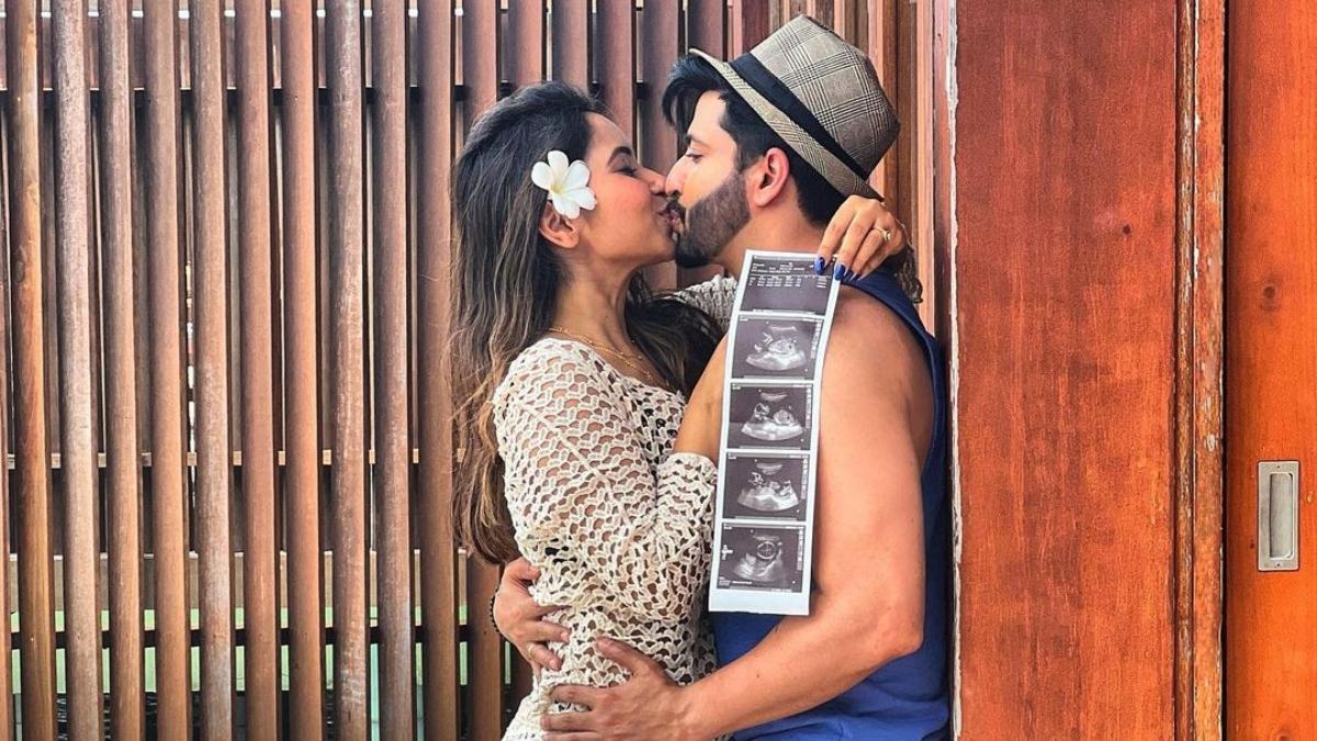 विनी अरोड़ा, धीरज धूपर