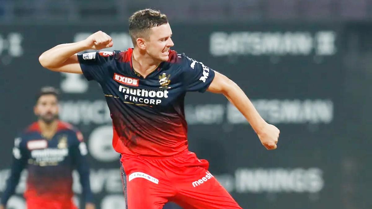 Josh Hazlewood (@IPL)