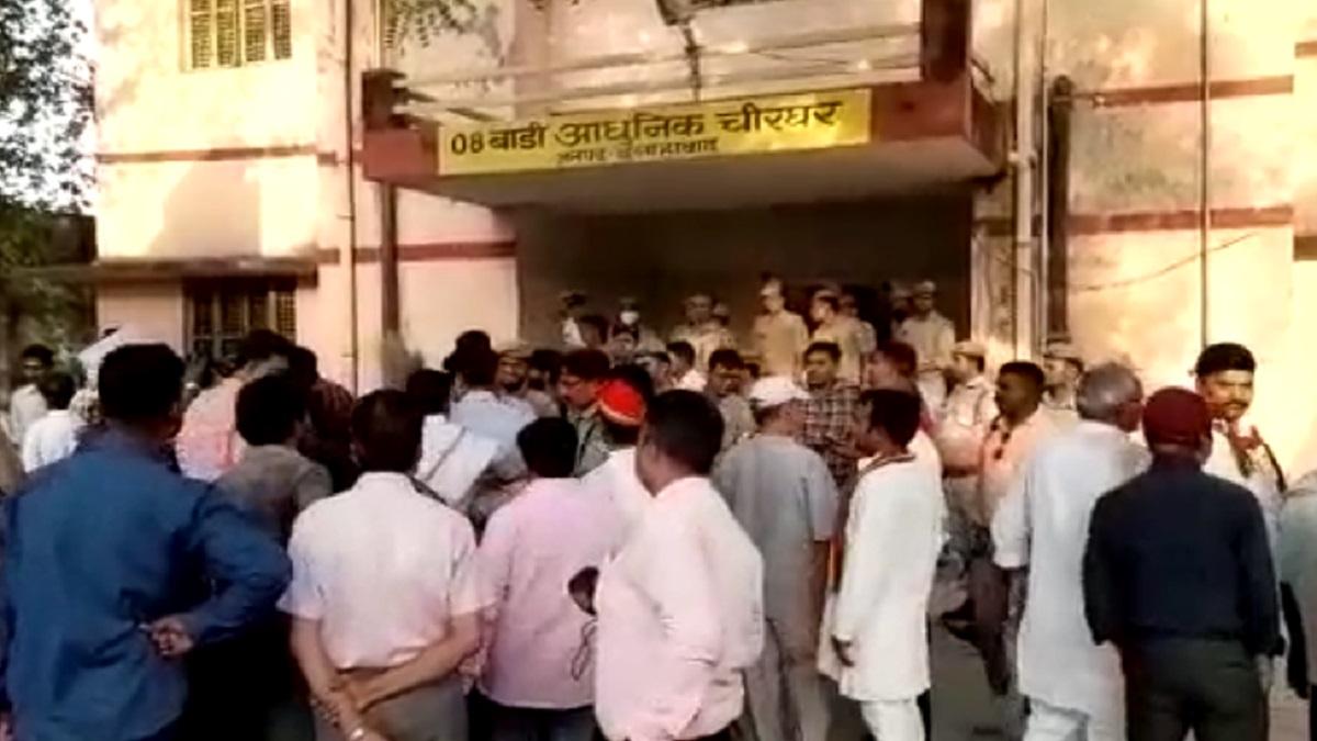 प्रयागराज में फिर सामूहिक हत्याकांड
