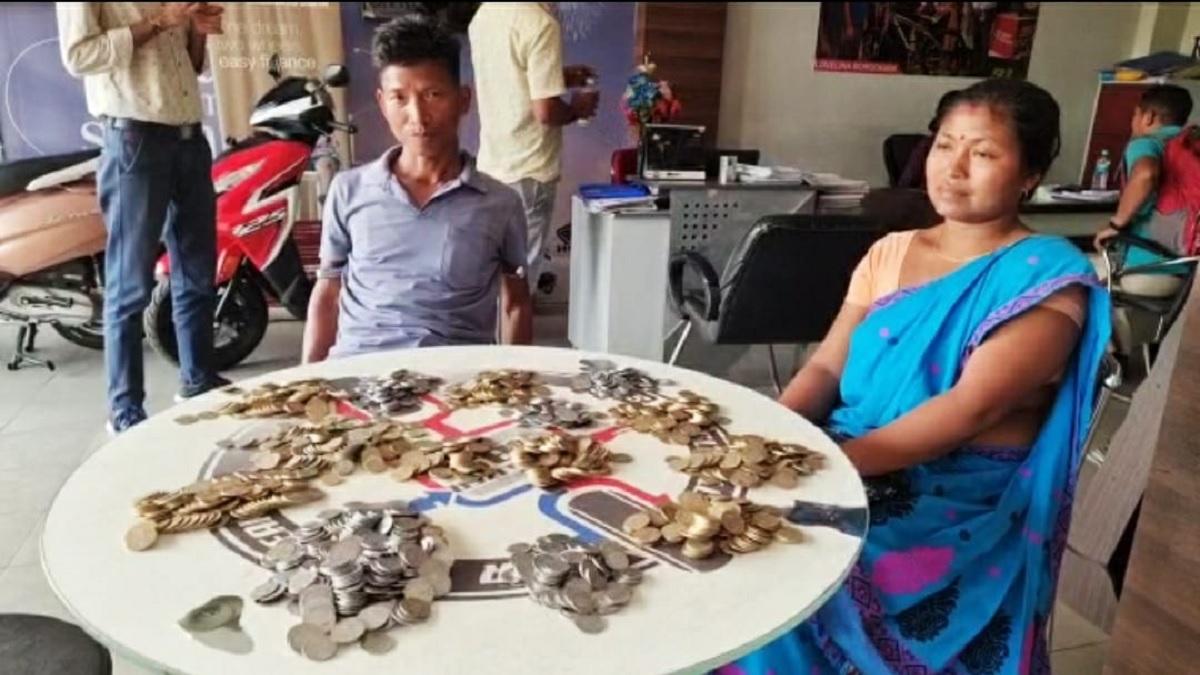 सिक्कों से खरीदी ड्रीम बाइक