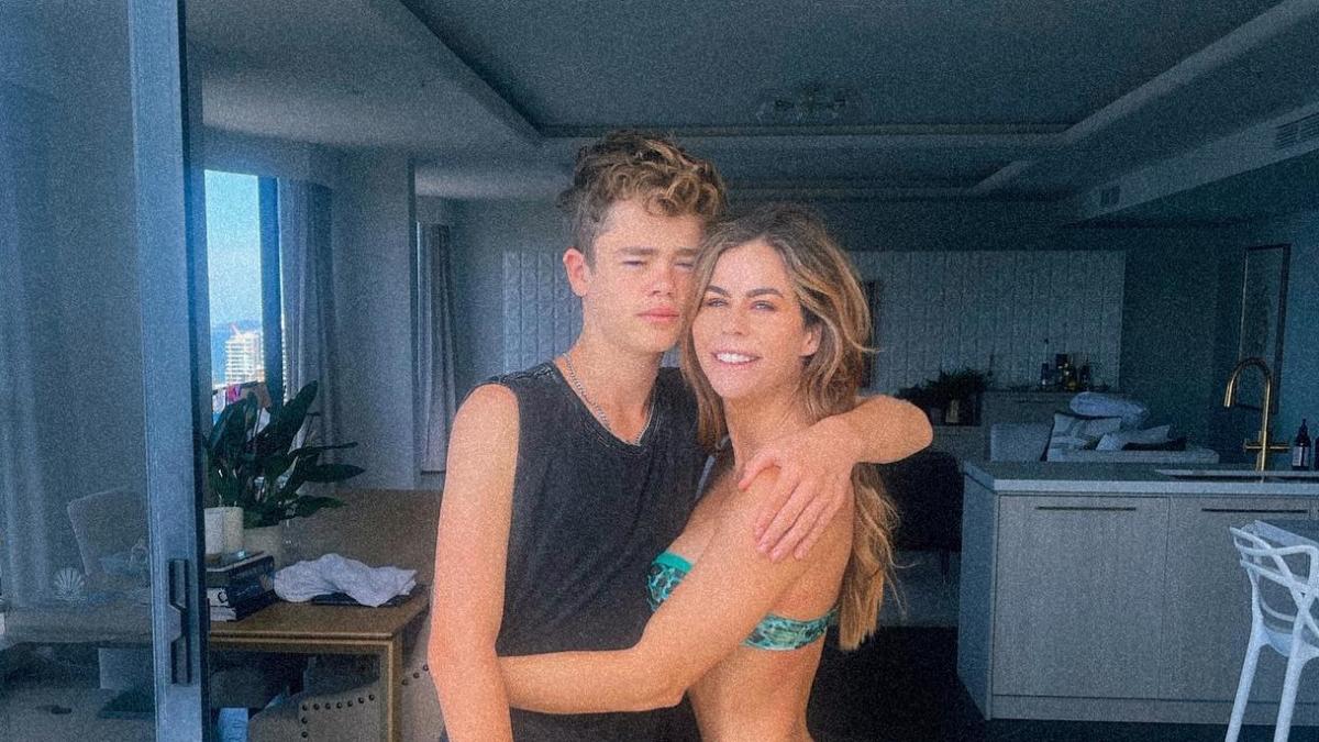 बेटे के 15वें बर्थडे पर मां ने ये फोटो शेयर की. (साभार- instagram.com/sophie_guidolin