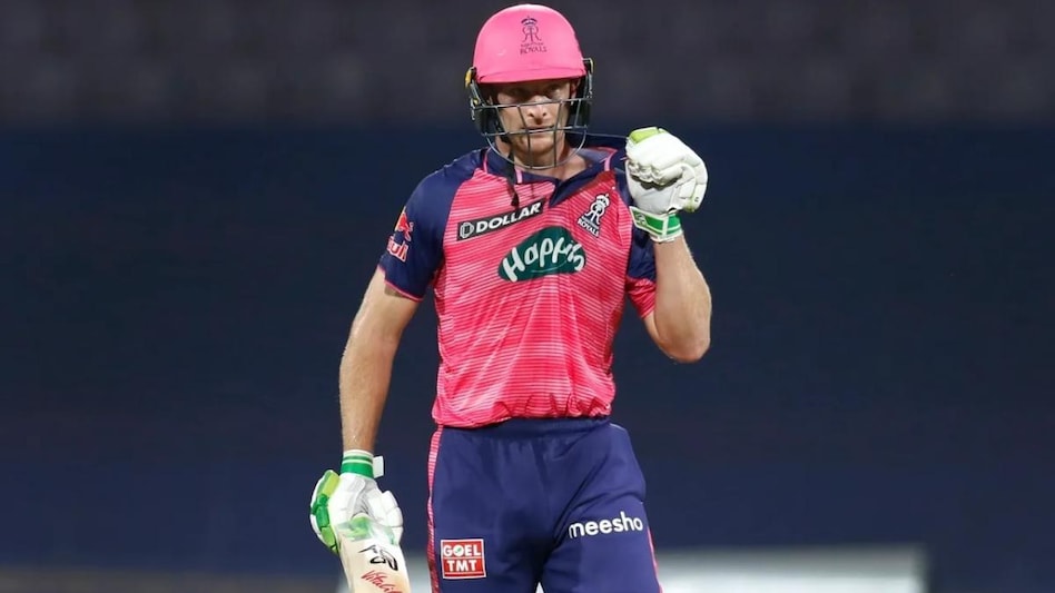 Jos Buttler IPL 2022: जोस बटलर ने फिर दिखाया 'बॉस' अंदाज, जड़े लगातार चार  छक्के, अजिंक्य रहाणे को छोड़ा पीछे - jos buttler smashes 67 runs against  mumbai indians hit 4 consecutive