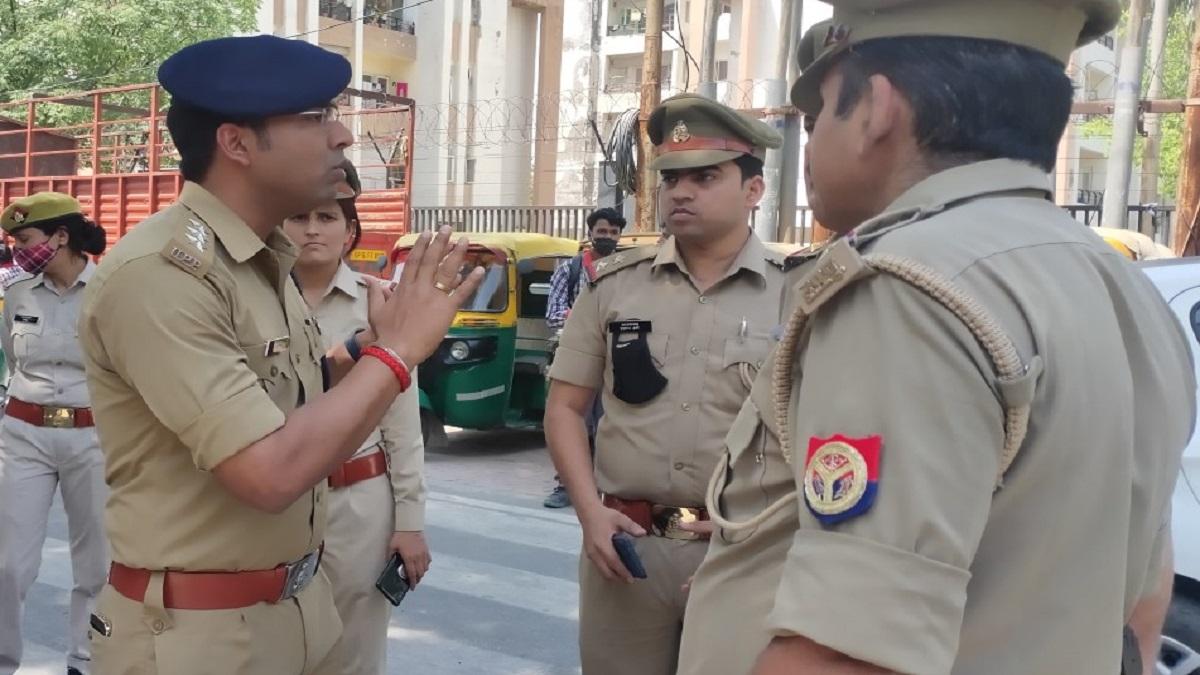 एंटी रोमिया स्क्वॉड